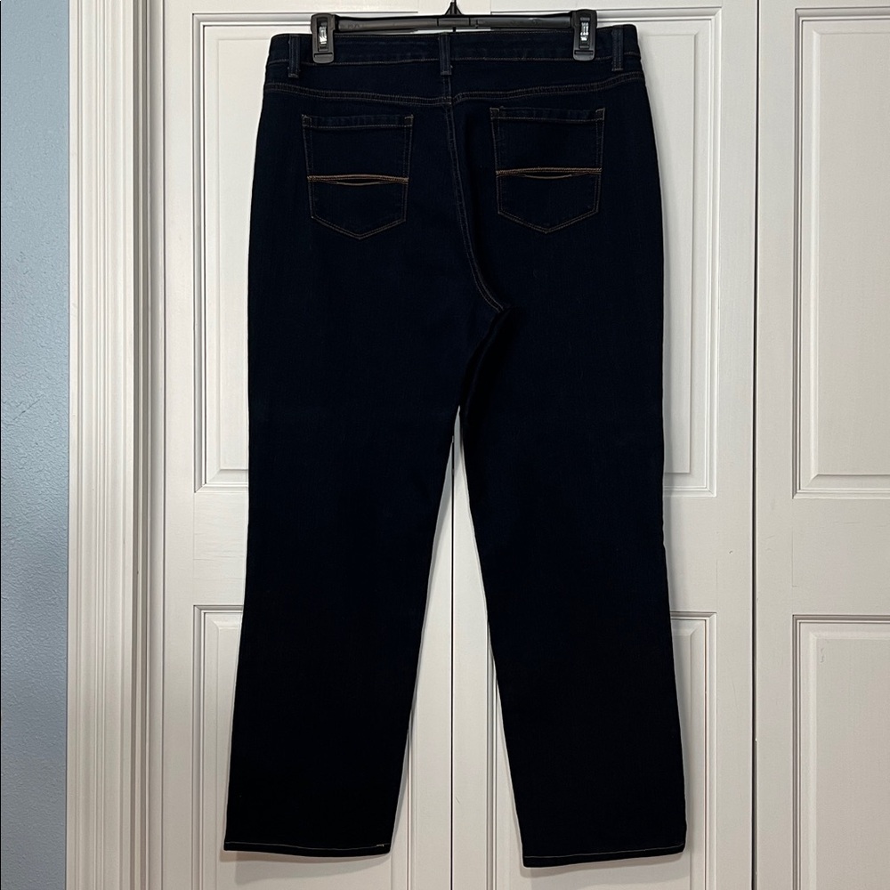 EUC Bandolino Mandie jeans, dark wash, straight leg, stretchy comfort, size 16 - Picture 7 of 14